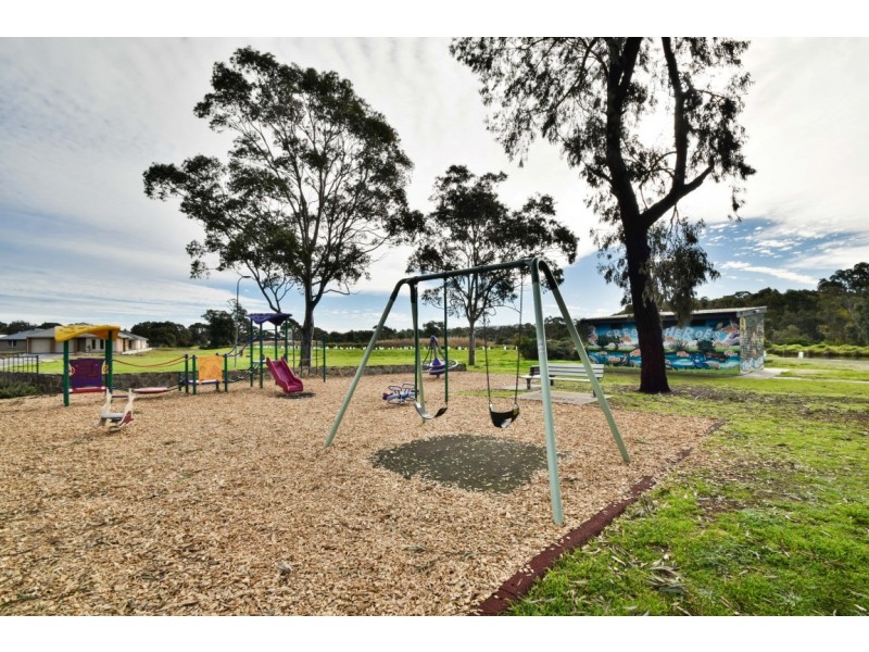 17 Conington Crescent, Morphett Vale SA 5162