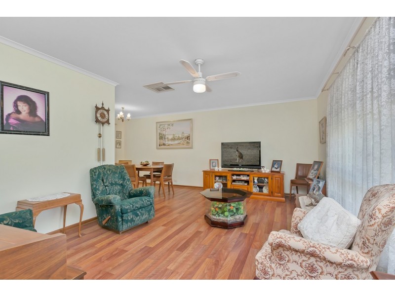 4 Dianne Street, Happy Valley SA 5159