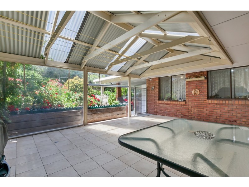 4 Dianne Street, Happy Valley SA 5159