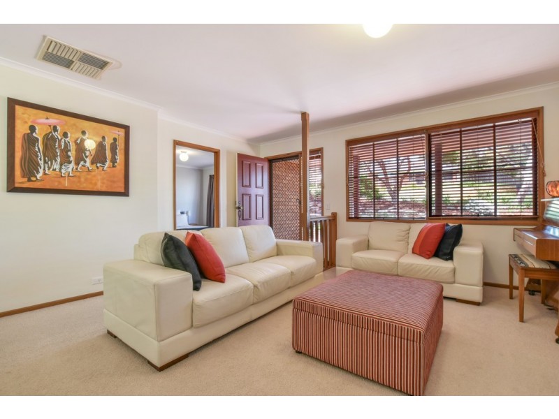 11 Panorama Drive, Aberfoyle Park SA 5159