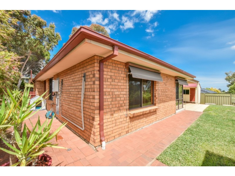 11 Panorama Drive, Aberfoyle Park SA 5159