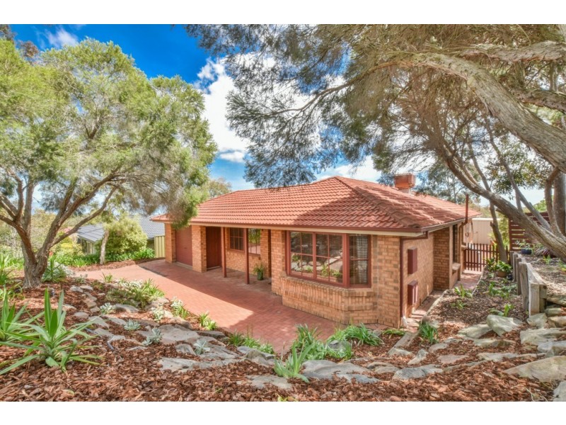 11 Panorama Drive, Aberfoyle Park SA 5159