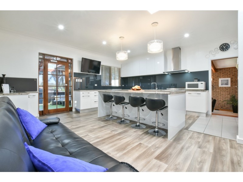 7a Windebanks Road, Aberfoyle Park SA 5159