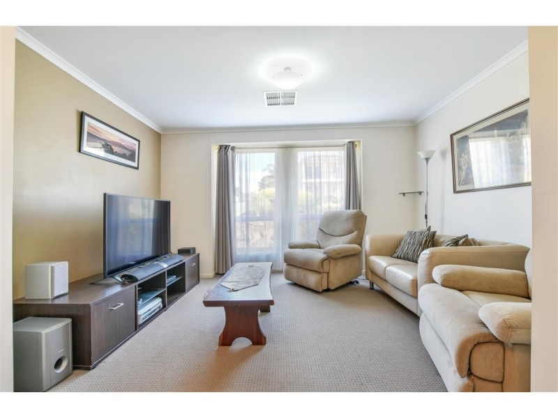 22 Paignton Close, Moana SA 5169