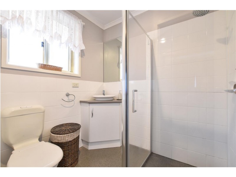 22 Paignton Close, Moana SA 5169