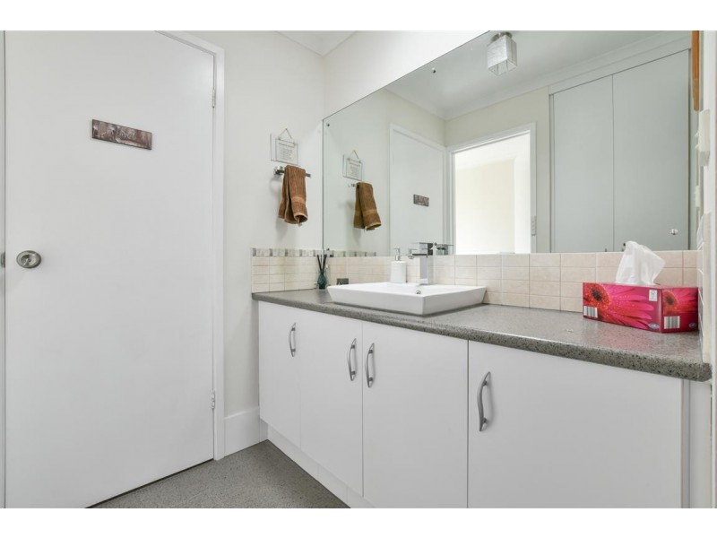 22 Paignton Close, Moana SA 5169