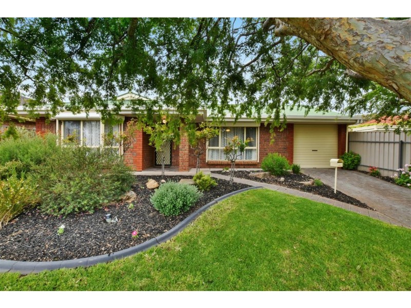 20 Whitestone Crescent, Seaford Rise SA 5169