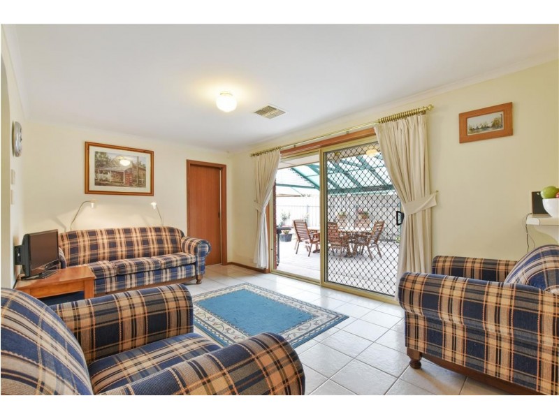 20 Whitestone Crescent, Seaford Rise SA 5169