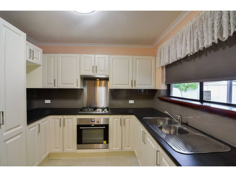 84 Malbeck Drive, Reynella East SA 5161
