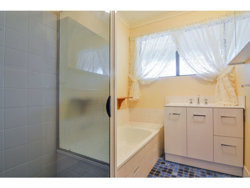 84 Malbeck Drive, Reynella East SA 5161
