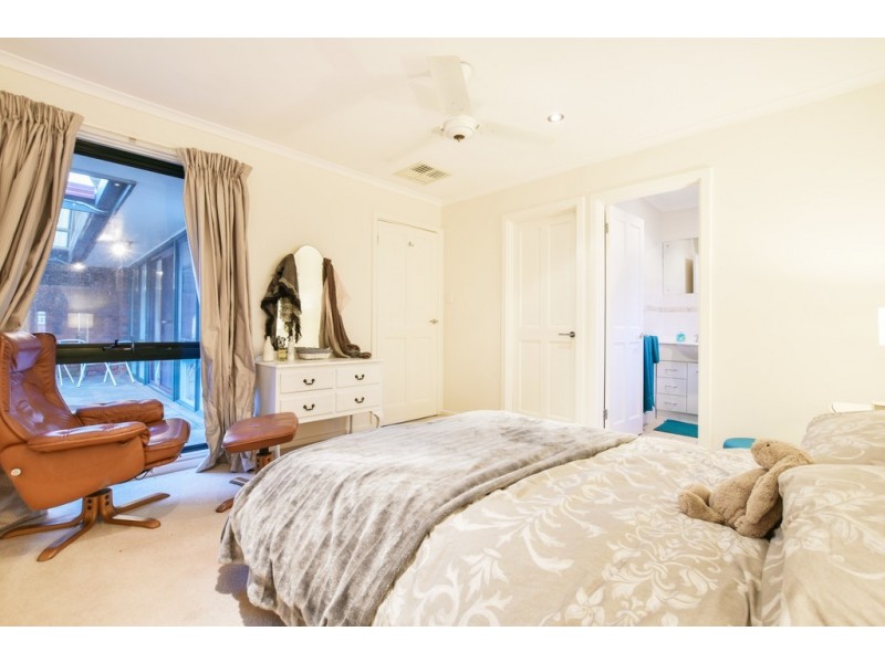 27 Mary Street, Happy Valley SA 5159