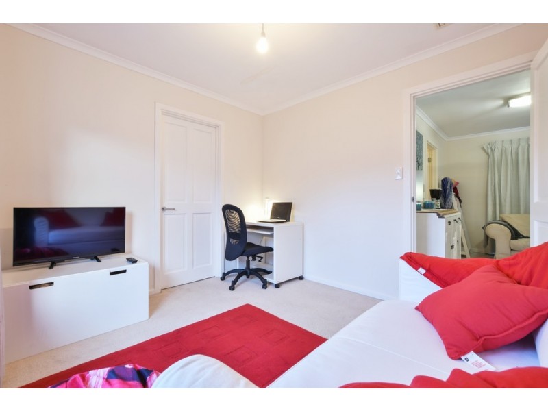 27 Mary Street, Happy Valley SA 5159