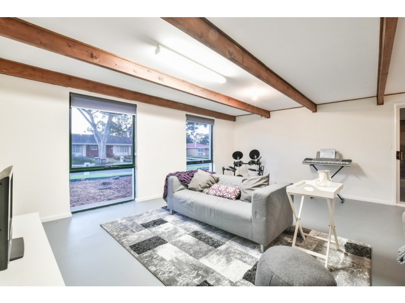 27 Mary Street, Happy Valley SA 5159