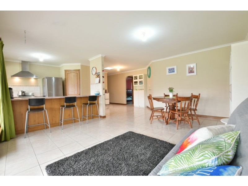 86 Investigator Drive, Woodcroft SA 5162