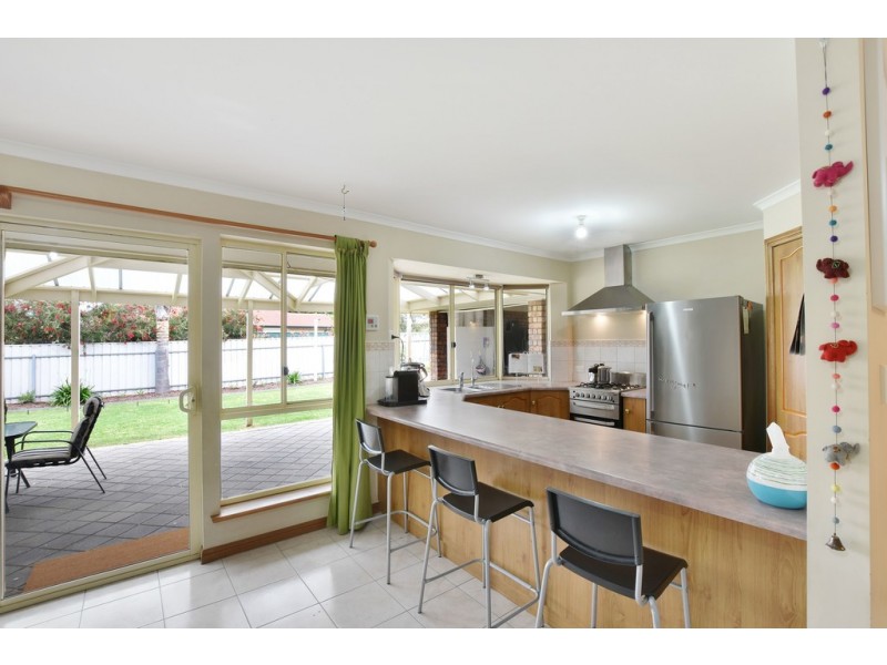 86 Investigator Drive, Woodcroft SA 5162