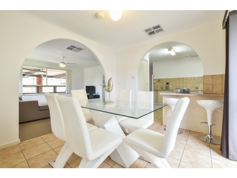 20 Marston Drive, Morphett Vale SA 5162