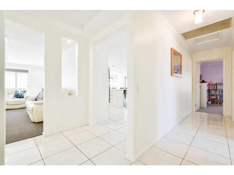 50 Lighthouse Tce, Seaford Meadows SA 5169