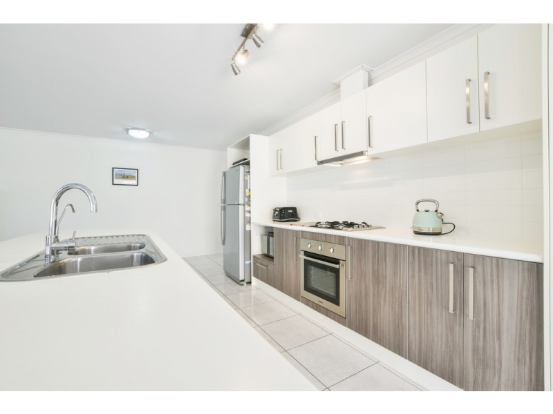 50 Lighthouse Tce, Seaford Meadows SA 5169