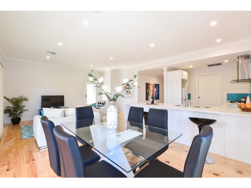 7 Bells Road, Glengowrie SA 5044