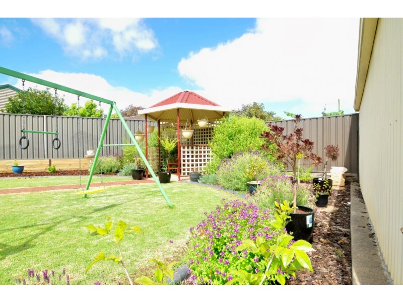 4 Malvern Way, Onkaparinga Hills SA 5163