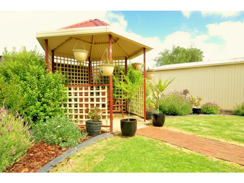 4 Malvern Way, Onkaparinga Hills SA 5163