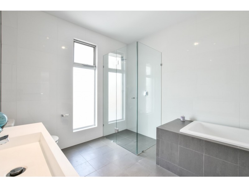 27 Ranelagh St, Glengowrie SA 5044