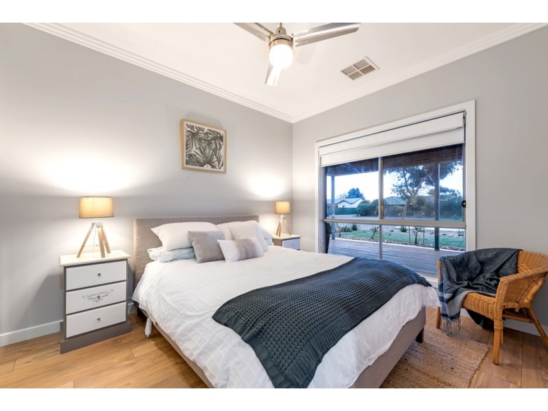 28 Aldinga Beach Road, Aldinga Beach SA 5173