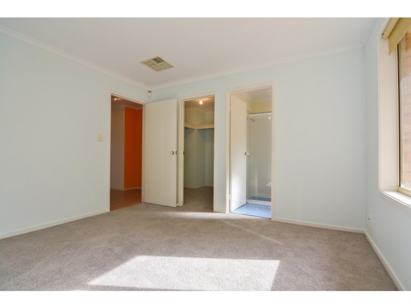 18 Sandpiper Terrace, Hallett Cove SA 5158