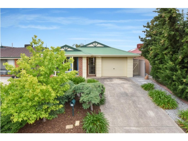 17 Brooks Circuit, Woodcroft SA 5162