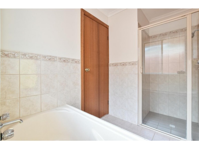 17 Brooks Circuit, Woodcroft SA 5162