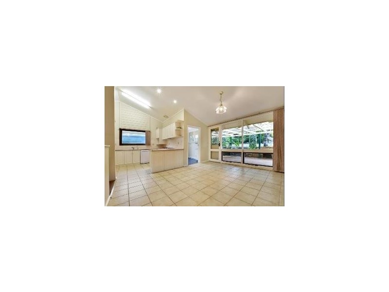 14 Sherwood Avenue, Happy Valley SA 5159