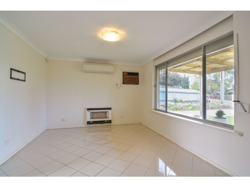 24 Holman Road, Christie Downs SA 5164