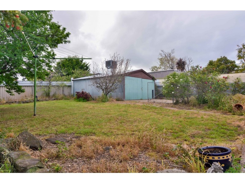 24 Holman Road, Christie Downs SA 5164