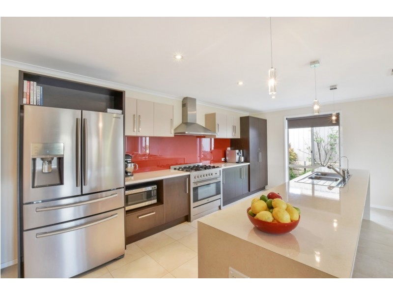 3 Lancewood Place, Huntfield Heights SA 5163