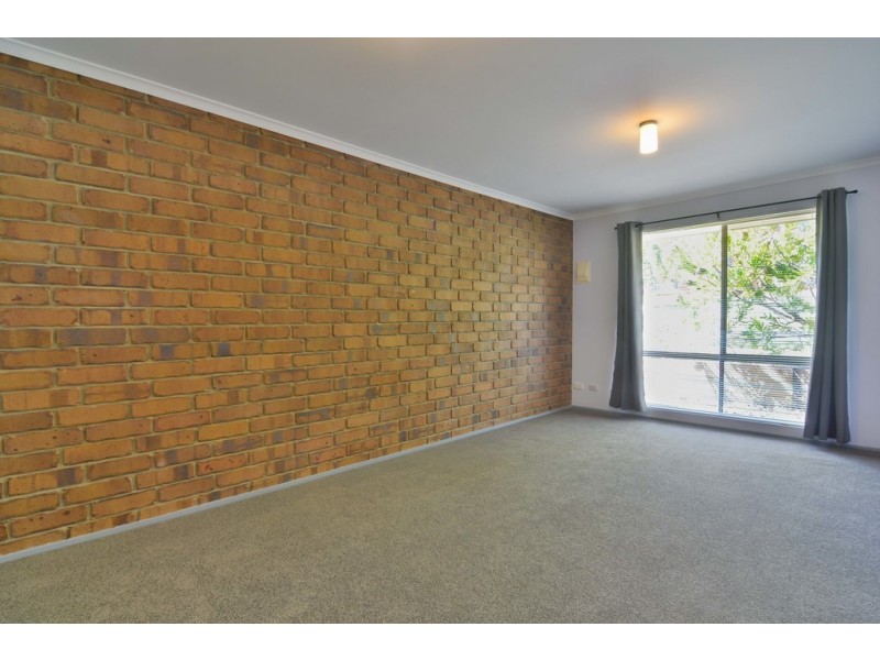 7/11 Ash Street, Aberfoyle Park SA 5159