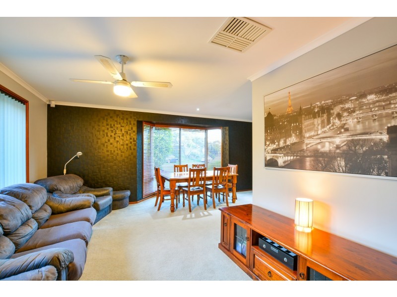 7 Houndsgate Court, Onkaparinga Hills SA 5163