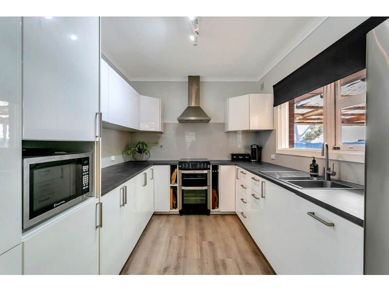 2 Brigid Street, Christie Downs SA 5164