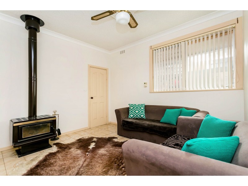 19 Falkirk Avenue, Seaton SA 5023