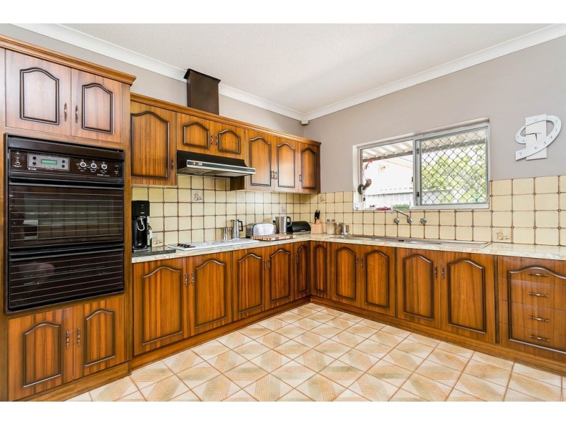 19 Falkirk Avenue, Seaton SA 5023