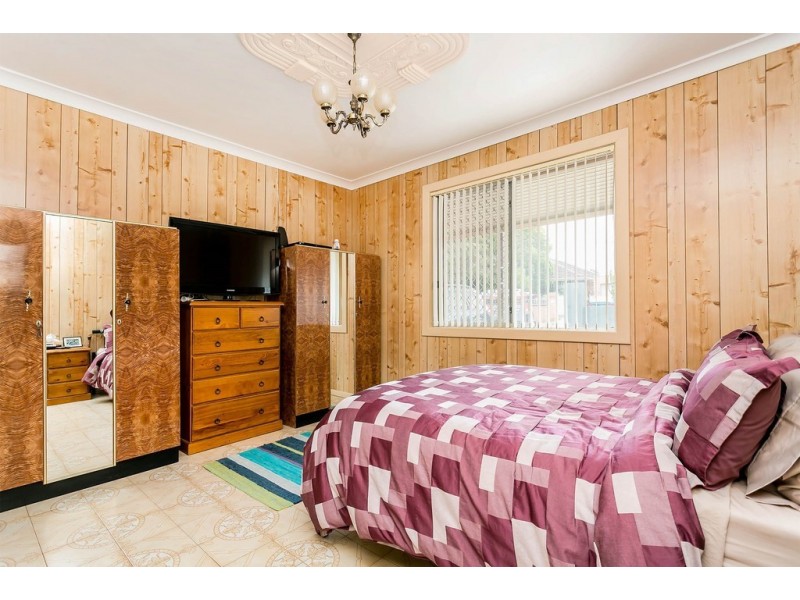 19 Falkirk Avenue, Seaton SA 5023