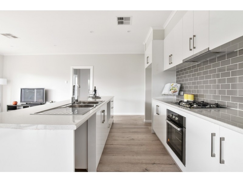 3 Hawk Street, Port Willunga SA 5173