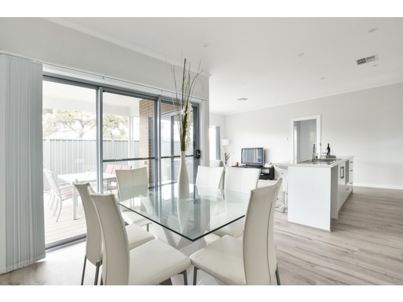 3 Hawk Street, Port Willunga SA 5173