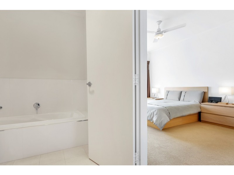 4/12 Whinnerah Avenue, Aldinga Beach SA 5173