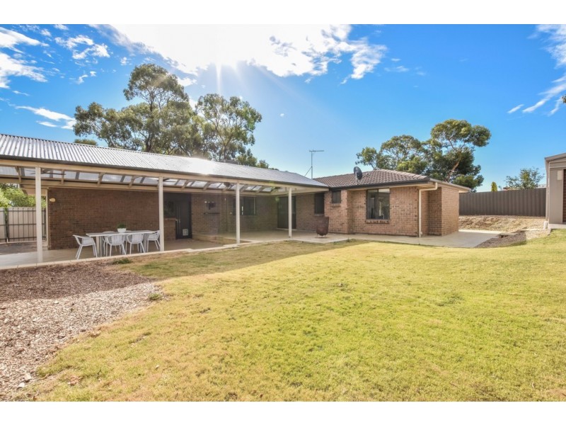 63 Sir James Hardy Way, Woodcroft SA 5162