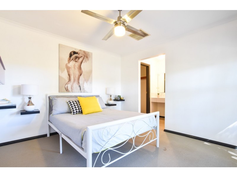 63 Sir James Hardy Way, Woodcroft SA 5162