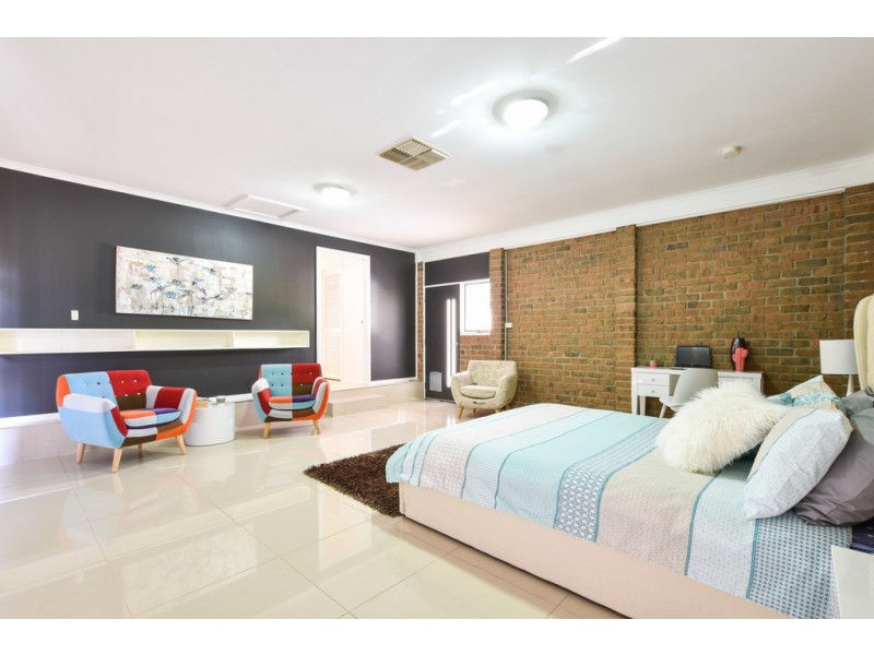 63 Sir James Hardy Way, Woodcroft SA 5162