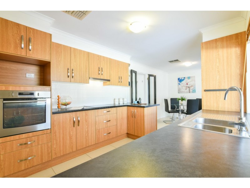 63 Sir James Hardy Way, Woodcroft SA 5162