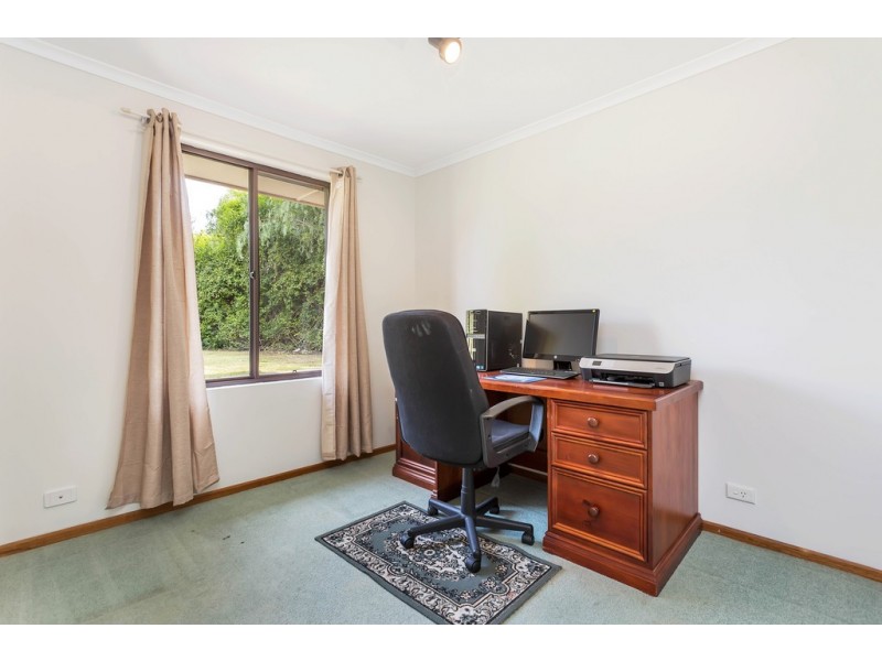 11 Claremont Street, Morphett Vale SA 5162