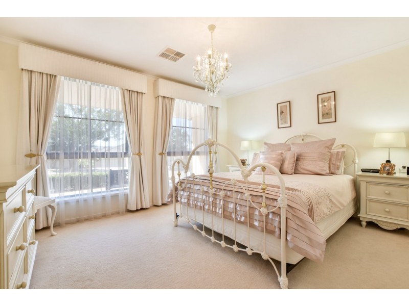43 Curlew Street, Sheidow Park SA 5158