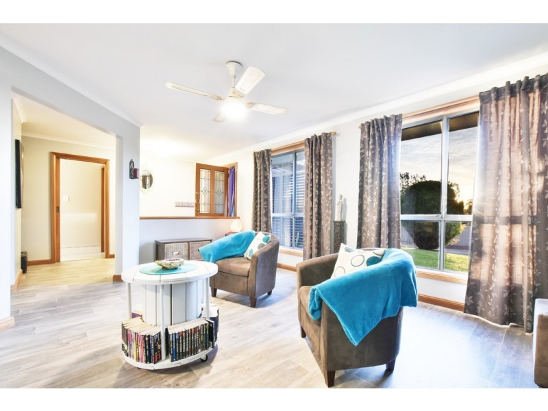 75 Barbados Drive, Seaford Rise SA 5169